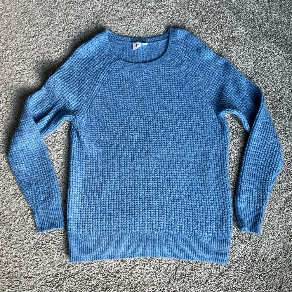 GAP WOMEN’S BLUE LONG SLEEVE PULLOVER CREW NECK OVERSIZE SWEATER SIZE XS
